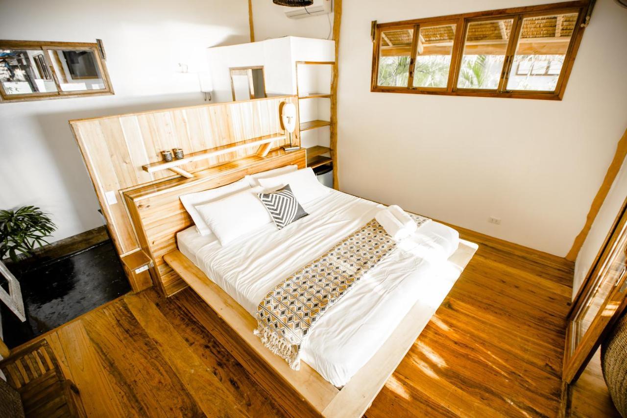 Maligaya Beach Bungalows El Nido Exterior photo