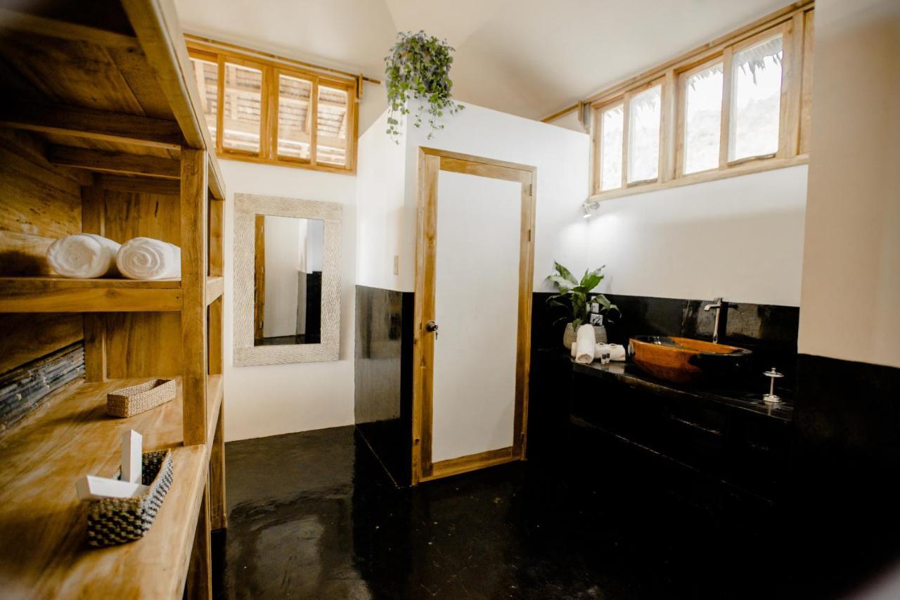 Maligaya Beach Bungalows El Nido Exterior photo
