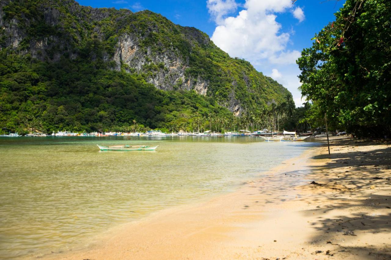 Maligaya Beach Bungalows El Nido Exterior photo