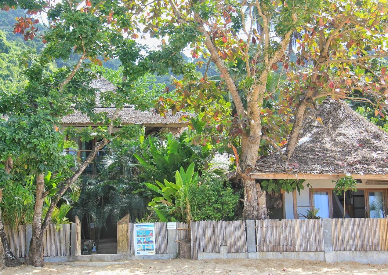 Maligaya Beach Bungalows El Nido Exterior photo